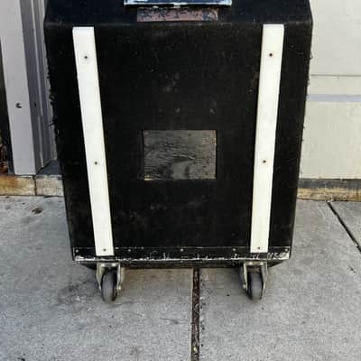 SWR Goliath Sr. 6x10 image 3
