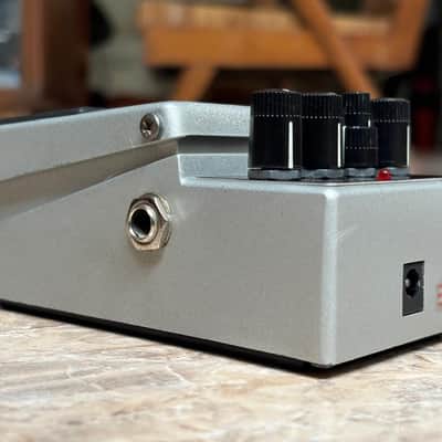 Boss FZ-2 Hyper Fuzz (Silver Label) Excellent - Dated October 1993 - Grey Silver Monochrome image 15