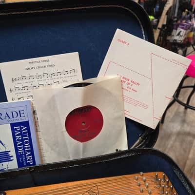 Oscar Schmidt OS-15B 1970's Auto Harp w/ Case & Extras image 10
