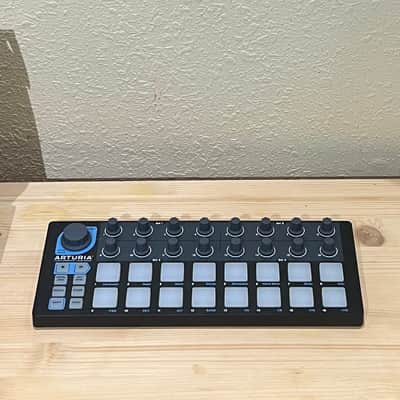 Arturia BeatStep Black Edition MIDI Controller 2016 - 2021 - Black image 1