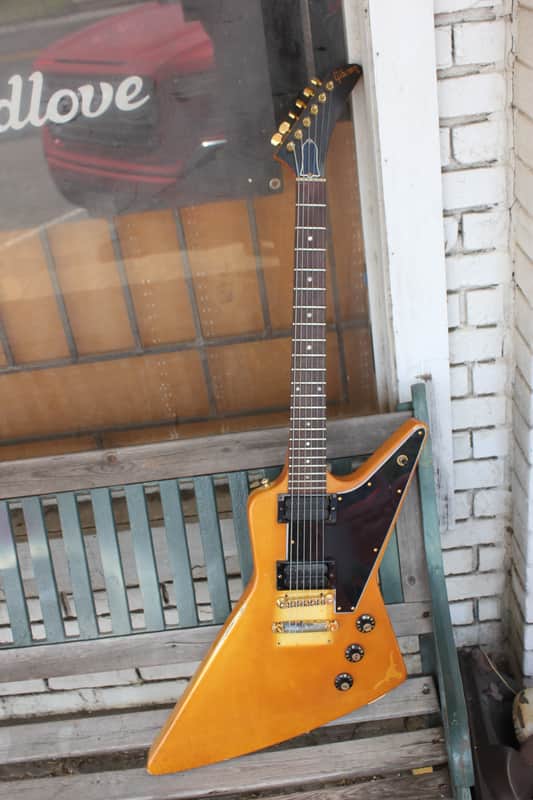 Gibson Explorer Aged Alpine White (1983)