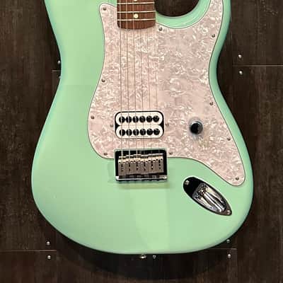 BRAND NEW 2023 Fender Limited Edition Tom DeLonge Signature Stratocaster Surf Green w/ Gig Bag image 1