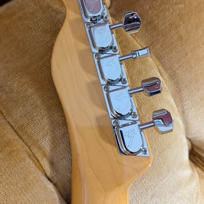 Fender American Vintage II '72 Telecaster Thinline 2022 - Present - 3-Color Sunburst image 8