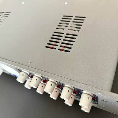 Elysia musEQ 2-Channel 5-Band Parametric Equalizer 2010s - Blue image 6