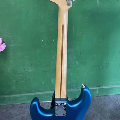 Fender American Performer Stratocaster with Maple Fretboard 2018 - Present - Satin Lake Placid Blue image 4