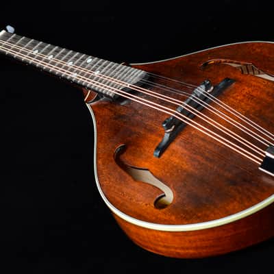Eastman MD305 Solid Spruce/Maple A-Style Mandolin Classic image 4