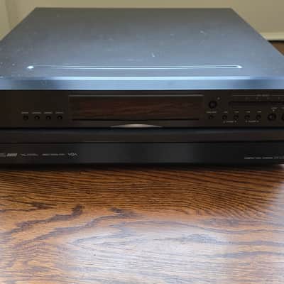 Onkyo DX-C390 6 CD Carousel Changer January 2024 - Black image 1