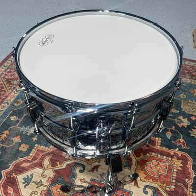 Ludwig 14x6.5 Supraphonic Hammered Snare Drum LM402K image 5