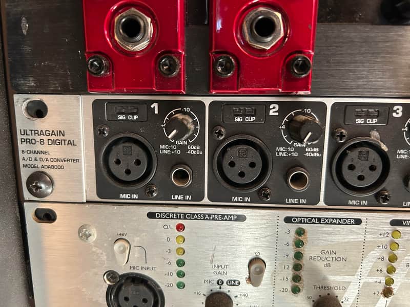 Behringer Ultragain Pro-8 Digital ADA8000 8-Channel Mic Preamp