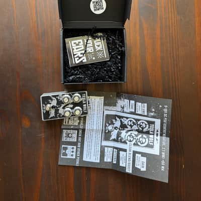 JPTR FX Tesla Wolf V2 2022 - Black and Silver image 4