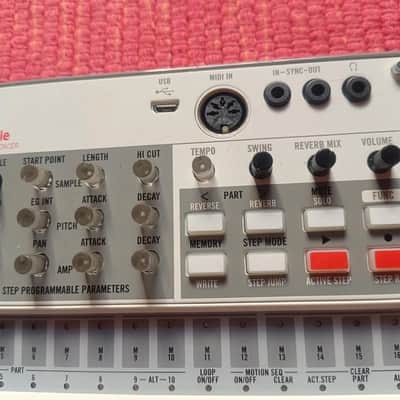 Korg Volca Sample 2 Digital Sample Sequencer 2020 - White image 3