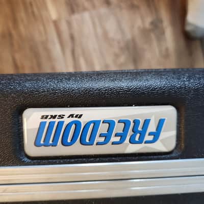 SKB STRATOCASTER AND TELECASTER HARDCASE 2000's - BLACK image 2