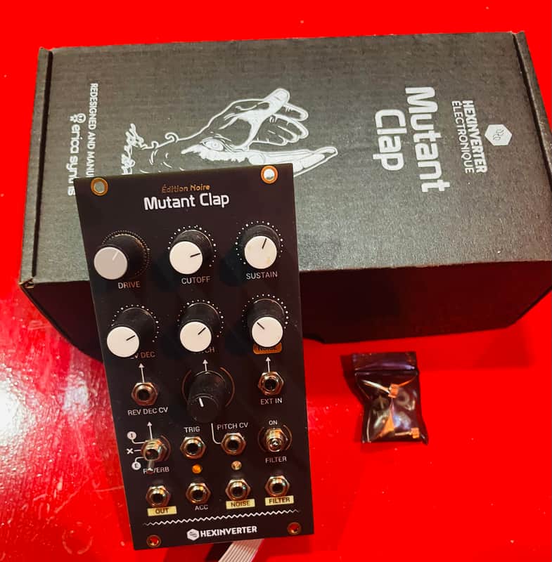 Hexinverter Mutant Clap 2020s - Black image 1