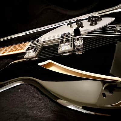 Minty Rickenbacker 360/6 2012 in Jetglo played >10 hrs image 4