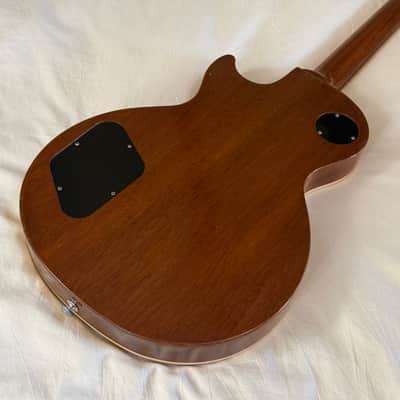 Gibson Les Paul Standard - Honeyburst - Free Pro Setup image 7