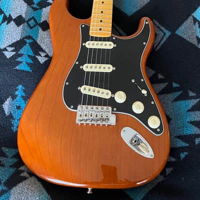 Fender American Vintage II '73 Stratocaster with Maple Fretboard 2022 - Present - Mocha image 7