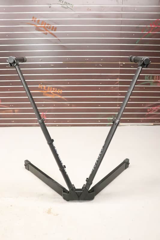 Ultimate Support V-Stand Pro V-Style Keyboard Stand Black image 1