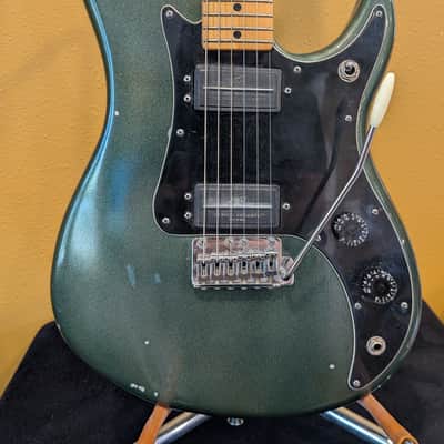 Vintage 80's USA made Peavey Patriot w/ Super Ferrite Pickups & Original Case – Metallic Green - MIA image 1