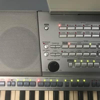Classic Yamaha PSR-1500 61 Key Digital  Piano/Arranger Workstation Plus Power Supply, Case and Manuals. Sale Benefits Music Education Nonprofit! image 6