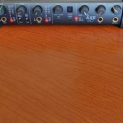 IK Multimedia AXE I/O USB Audio Interface 2019 - Present - Black image 3