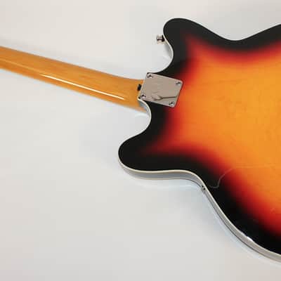 2013 Fender Modern Player Coronado II Semi-Hollow 3-Color Sunburst • HSC image 3