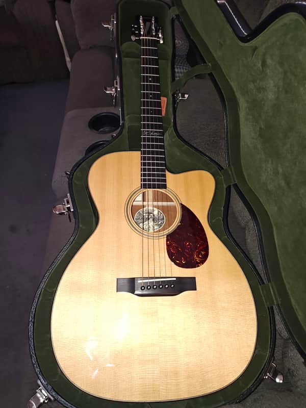 Collings OM1 Cut First Series #2 Pete Huttlinger Signature image 1
