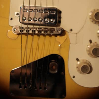 Hofner Galaxie 173/S Mid-60's 2 Tone Sunburst image 4