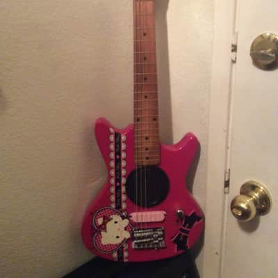 Super rare 1976 Sanrio Hello kitty Pink electric guitar with internal amp,speaker n outputs image 1
