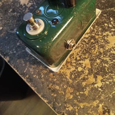 Dongeomac BC108 Fuzz Face with Bias control in Green with Silver Splatter image 3