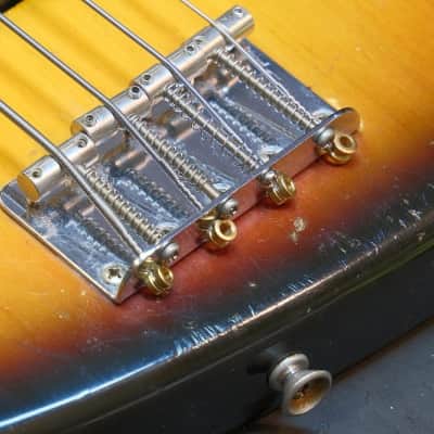 Fender 1973 Jazz Bass, Black-Block Markers, 3-Color Sunburst (Pre-Owned) image 7