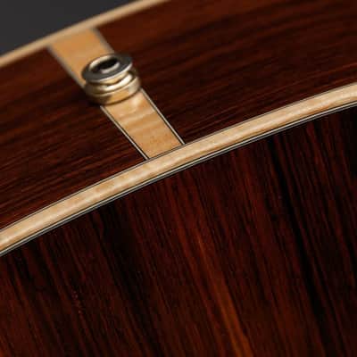 McPherson 4.0 Camrielle 2011 - Gloss image 12