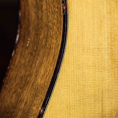 1970-1975 Gibson J-50 Deluxe natural image 8