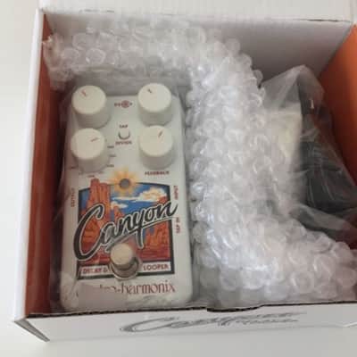 EHX Electro-Harmonix Canyon Delay and Looper Pedal w/ Original box & paperwork image 2