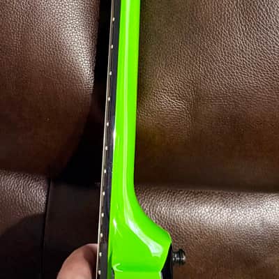 Jackson X Series KVXMG King V with Laurel Fretboard 2020 - Present - Slime Green with Black Bevels image 18