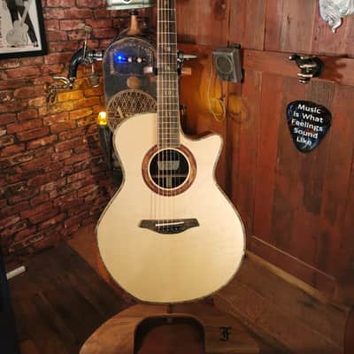 Red Deluxe LR 121816 with Free Furch Guitar Strap and Original CNR image 1