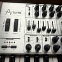 Arturia Minibrute SE Silver Mint + NEW SkiniBrute Desktop Case