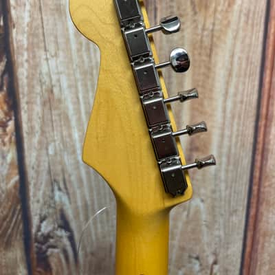 Fender JV Modified ‘50s Stratocaster HSS - 2-Color Sunburst image 6