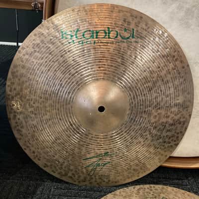 Istanbul Agop 15" Signature Hi Hat Cymbals Green Label Hats Dark (Pair - 978g / 1126g) VIDEO Demo image 4