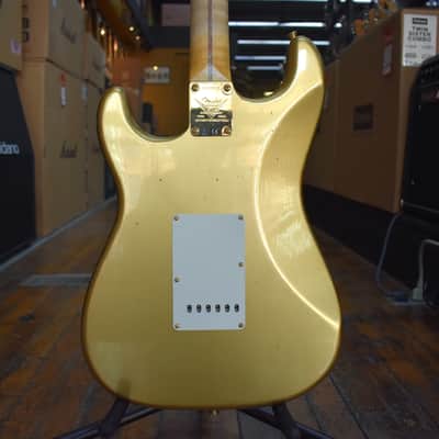 Fender Custom Shop Limited Edition 70th Anniversary 1954 Stratocaster Journeyman Relic Aged Aztec Gold w/Tweed Case image 3