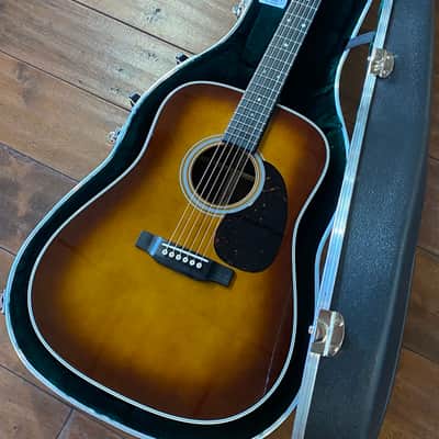 Martin Standard Series D-28  D28 Ambertone #2697926 4lbs 9.1 oz image 1