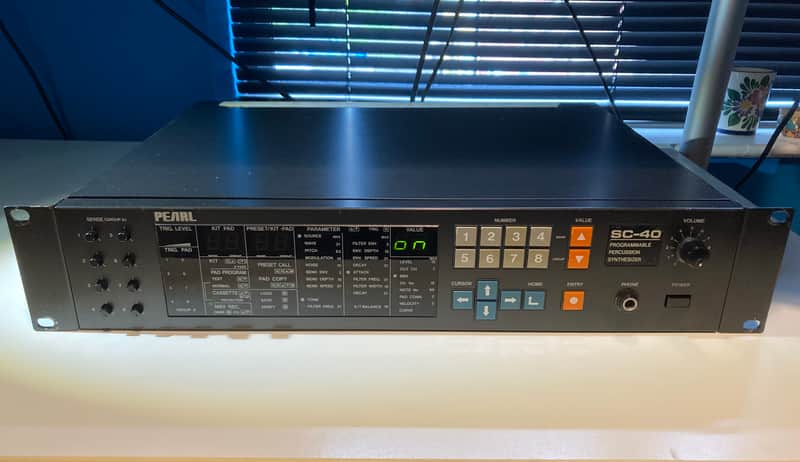 PEARL SC-40 PROGRAMMABLE PERCUSSION DRUM MODULE / MACHINE / SYNTH / ANALOGUE image 1