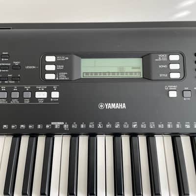 Yamaha PSR-EW310 76-Key Portable Keyboard 2020 - Present - Black image 9