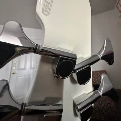 Yamaha BB2004 Mid 2000s - White image 8