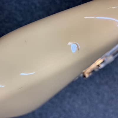 Fender Limited Edition American Professional Stratocaster 2018 - Vintage White/Gold Hardware image 13