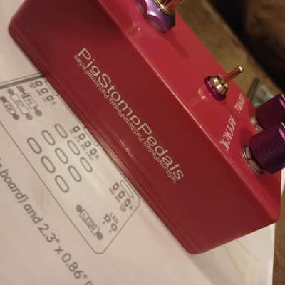 PigStompPedals "Jordan Bosstone clone" AionFX - Oberon - Pink gloss image 3