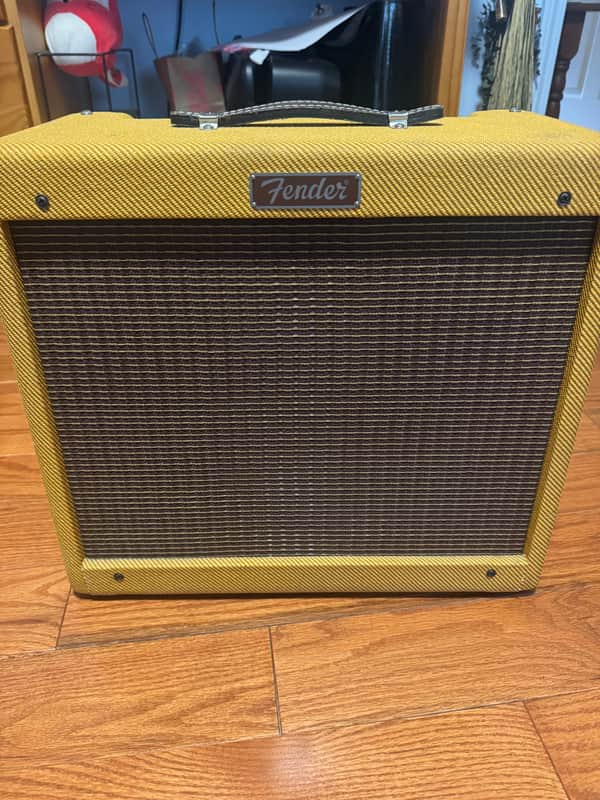 Fender Blues Junior Lacquered Tweed 15-Watt 1x12" Guitar Combo 2016 - Present - Lacquered Tweed image 1