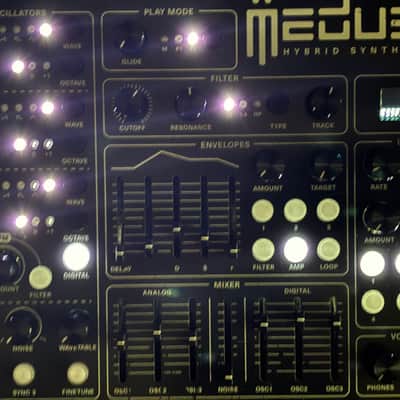 Polyend Dreadbox Medusa Hybrid Synthesizer 2018 - 2021 - Black image 5