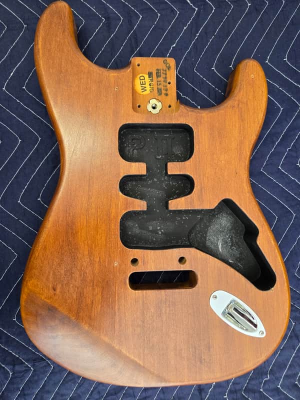 Fender Professional 2 stratocaster body 2024 - True oil image 1