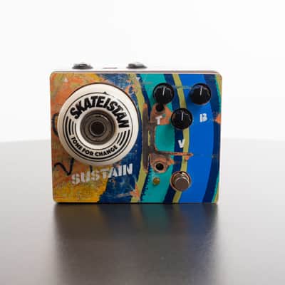Tone for Change Limited Edition "Skatedeck" Fuzz Pedal for Skateistan Charity image 4