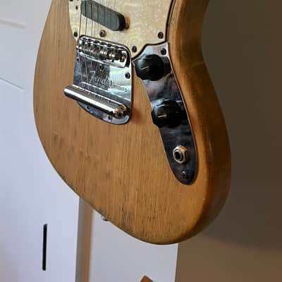 Fender Mustang Guitar 1965, Refinished image 4